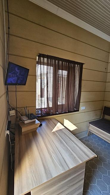 Продажа коттеджей и домов: Классический трехэтажный особняк с дизайнерским двором и богато — 21