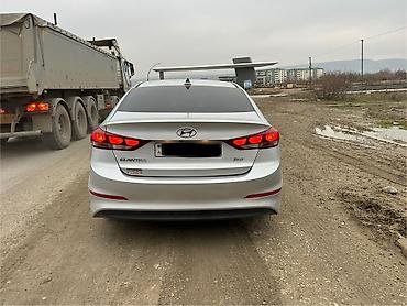 elantra qapi: Masinin hec bir problemi yoxdur karopka teze yigilib ideal veziyyetde — 2