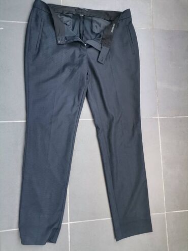 bershka cargo pantalone: Pantalone XL (EU 42), bоја - Siva
