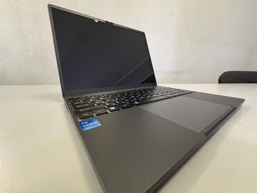 Ноутбуки: Ноутбук, 16 ГБ ОЗУ, Intel Core i5, 14 ", Новый, память NVMe SSD — 14