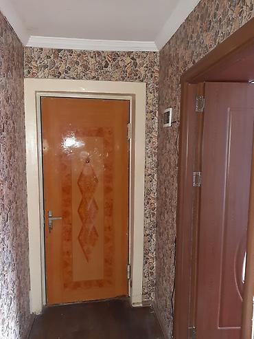 lokbatan evlər: Ev Gencede Azerittifaqda yerleşir 3 otaq kombili. ariston. Əşyalari — 3