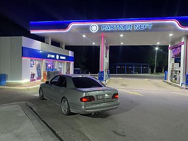 Продажа авто: Mercedes-Benz E-Class: 2000 г., 4.3 л, Автомат, Бензин, Седан — 2