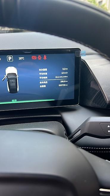 JAC: JAC : 2026 г., 0.1 л, Автомат, Электромобиль, Кроссовер — 11