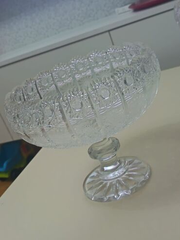 Çaydanlar və qəhvədanlar: Çex kristalı dəst – əl kəsimi, 24% PbO - Məhsul: 2 ədəd ağır kristal