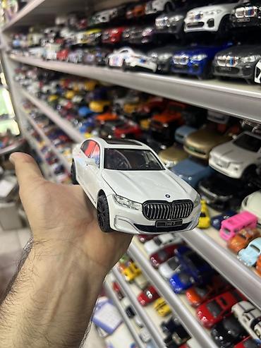 plaka: BMW die-cast model avtomobilləri – kolleksiya üçün detallı — 3