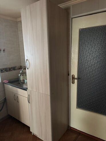 Письменные столы: Письменный стол — 12