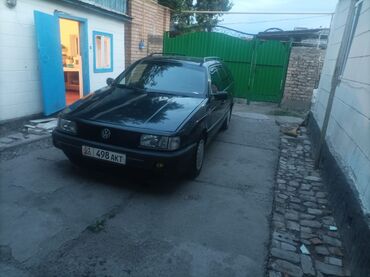 пассат 1993: Volkswagen Passat: 1993 г., 2 л, Механика, Бензин, Универсал