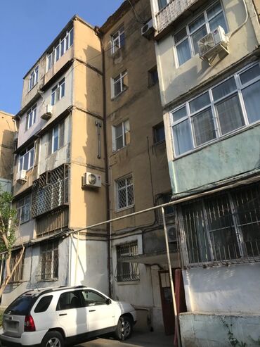 Uzunmüddətli kirayə mənzillər: Mənzil bütün əşyaları ilə birlikdə kirayə verilir.Yaxınlığında 245