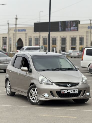 диски на бмв r16: Honda Fit: 2005 г., 1.3 л, Автомат, Бензин, Хэтчбэк