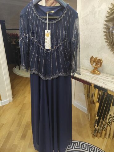 женские пиджаки в полоску: CoCo line firmasi 50 razmer. yeni 270 azn alınıb 180 azn satılır