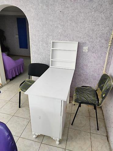 stimul hospital: Yeni yasamal Yasamal hosbitalın üzbə üz 10met aralıq məsafədə3otaqdı — 7