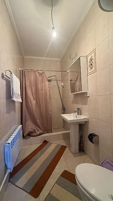 Продажа коттеджей и домов: 4 комнаты, 140 м², 5 соток, Бишкек, Ак-Ордо ж/м Агентство недвижимости — 14