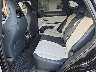 BYD: BYD Song Plus: 2024 г., 1.5 л, Вариатор, Гибрид, Кроссовер — 7