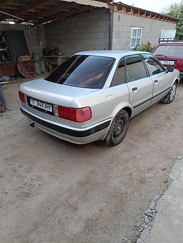 салон гелик: Audi 80: 1992 г., 2 л, Механика, Бензин, Седан — 1