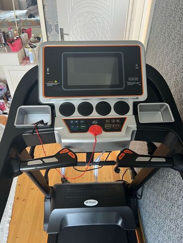 Qaçış trenajorları: KLN-S900DS Reqemsal ekran android monitor toxunulabilen ekran -da lalafo.az — 3 Qaçış trenajorları: KLN-S900DS Reqemsal ekran android monitor toxunulabilen ekran — 3