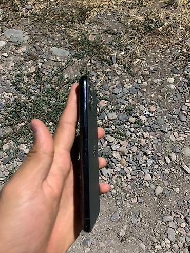 Apple iPhone: IPhone 11 Pro, Б/у, 256 ГБ, Зеленый, Чехол, 77 % — 1