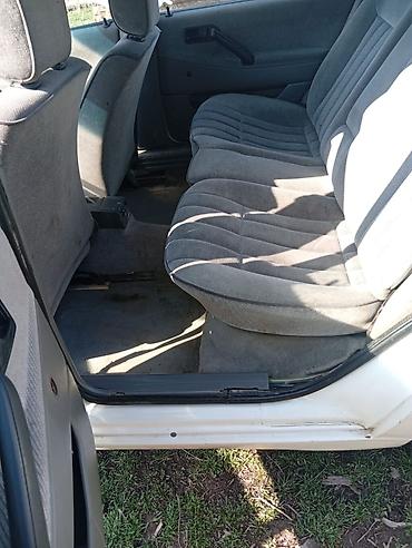 Volkswagen: Volkswagen Passat: 1990 г., Седан — 6
