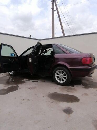Audi: Audi 80: 1994 г., 2.3 л, Механика, Бензин, Седан
