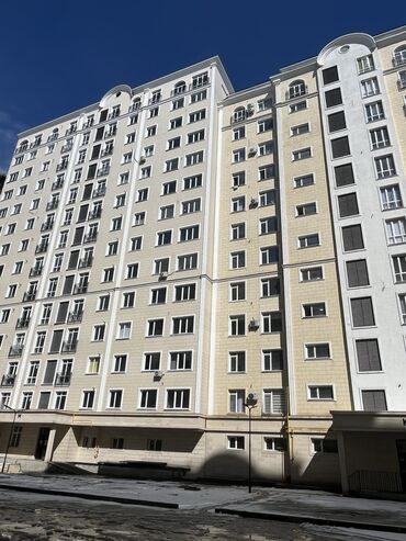 продаю 1 ком квар: 2 комнаты, 72 м², Элитка, 10 этаж, ПСО (под самоотделку)