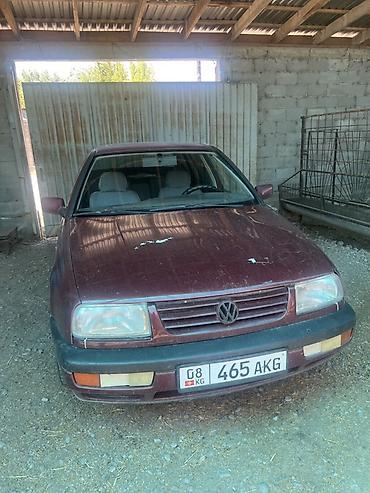 1 nz: Volkswagen Vento: 1996 г., Механика, Бензин, Седан — 5