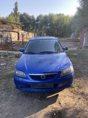 ключи б у: Mazda 323: 2002 г., Бензин, Хэтчбэк