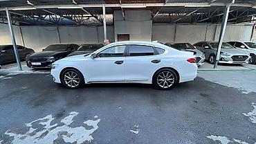 bmw g30 2018: Hyundai Grandeur: 2018 г., Газ — 3