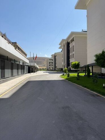 в клубном доме: 5 и более комнат, 241 м², Элитка, 3 этаж, ПСО (под самоотделку)