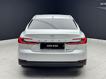 спойлер на камри 55: Toyota Camry: 2024 г., Гибрид, Седан — 4