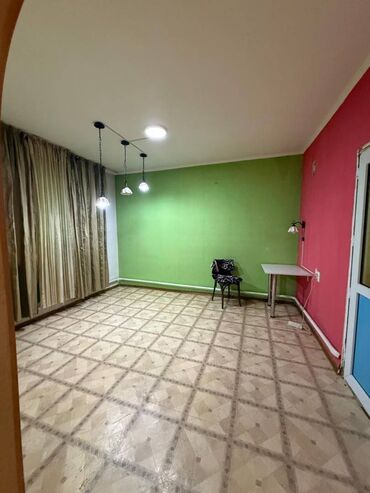 Долгосрочная аренда домов: 200 м², 7 комнат — 17