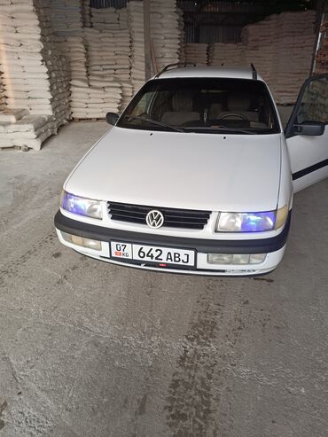 Volkswagen: Volkswagen Passat: 1995 г., 1.8 л, Механика, Бензин, Универсал