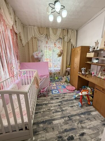 продаю дом с мебелью рабочий городок: Үй, 73 кв. м, 4 бөлмө, Менчик ээси, Косметикалык оңдоо