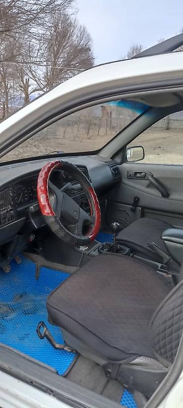 Volkswagen: Volkswagen Passat: 1992 г., 1.8 л, Механика, Бензин, Универсал — 7