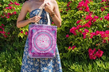 Графические дизайнеры: Графический дизайнер — 11