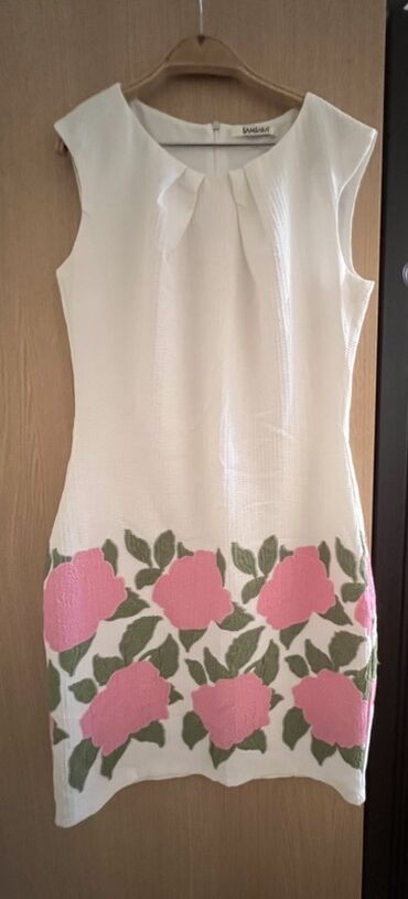 Gündəlik donlar: Qadın geyimləri – bir neçə model - Ağ üzərində mavi naxışlı dəst — 5