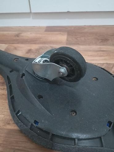 Trotineti, skejtbordovi i hoverbordovi: Ripstik (waveboard) – plavi - Daska sa dve platforme povezane — 12