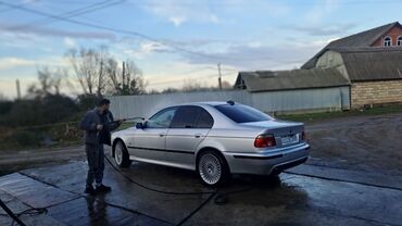 alfa romeo gt 1 8 mt: BMW 5 series GT: 2.8 l | 1998 il Sedan