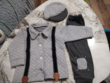 Paketi dečije odeće: Paket: Pantalone, Jakne, Košulje, Za dečake — 51