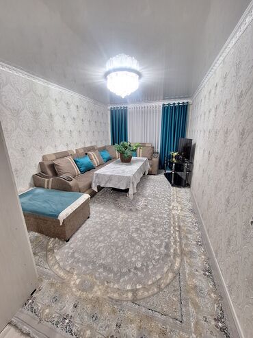 дом меняю на квартиру: 2 комнаты, 42 м², 104 серия, 2 этаж, Евроремонт