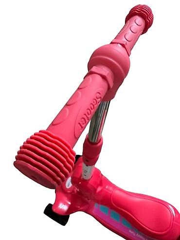 vespa za devojcice: Trotinet sa sedištem – roze (šifra: 023900R-260) Zabavan i — 2