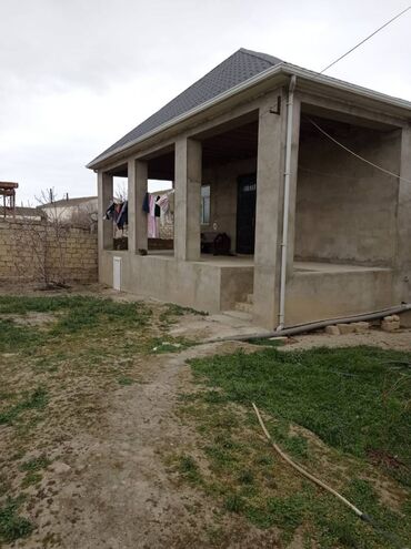 hovuzlu heyet evleri: Fatmayı 3 otaqlı, 150 kv. m, Kredit yoxdur, Orta təmir