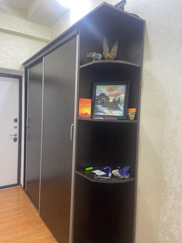 künc dolab: Kupe, 3 qapılı Künc dolab, Qarderob, paltar dolabı