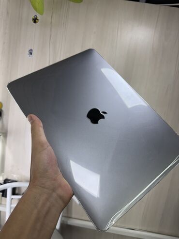 Ноутбуки: Ноутбук, Apple, 8 ГБ ОЗУ, Apple M2, 13.3 ", Б/у, Для работы, учебы, память SSD