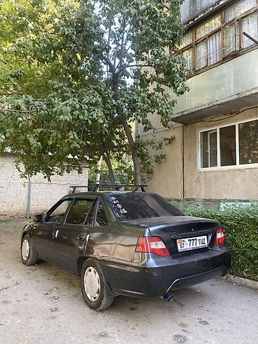 Daewoo Nexia: 2009 г., 1.6 л, Механика, Бензин, Седан