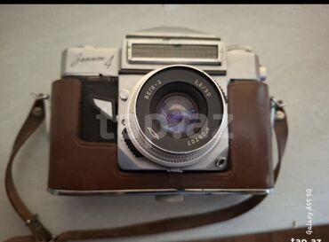Zorki-4 model vintage fotoaparat dəri çanta ilə birlikdə təqdim
