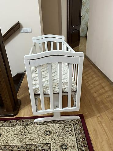 Люльки: Детская кровать- качалка из дерева, матрац в комплекте — 3