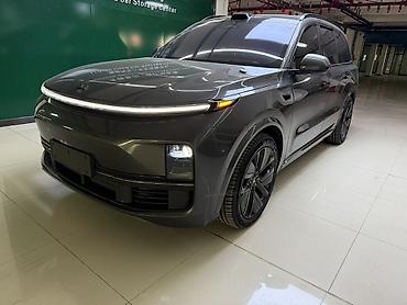 Продажа авто: Lixiang L7: 2023 г., Гибрид, Кроссовер — 3