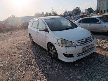 Toyota: Toyota Ipsum: 2004 г., 2.4 л, Автомат, Газ, Минивэн