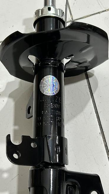 pirus: 333389 Toyota Prius 20 Ön Amortizator — Amortizator, amartizator — 3