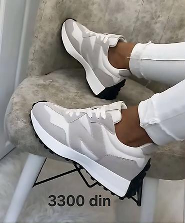 Patike: New Balance patike

CLASSIC

36-46

Cene su na slikama — 10