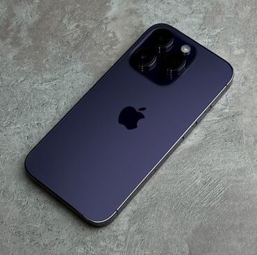 Apple iPhone: IPhone 14 Pro, Б/у, 128 ГБ, Deep Purple, Наушники, Зарядное устройство, Защитное стекло, 81 %